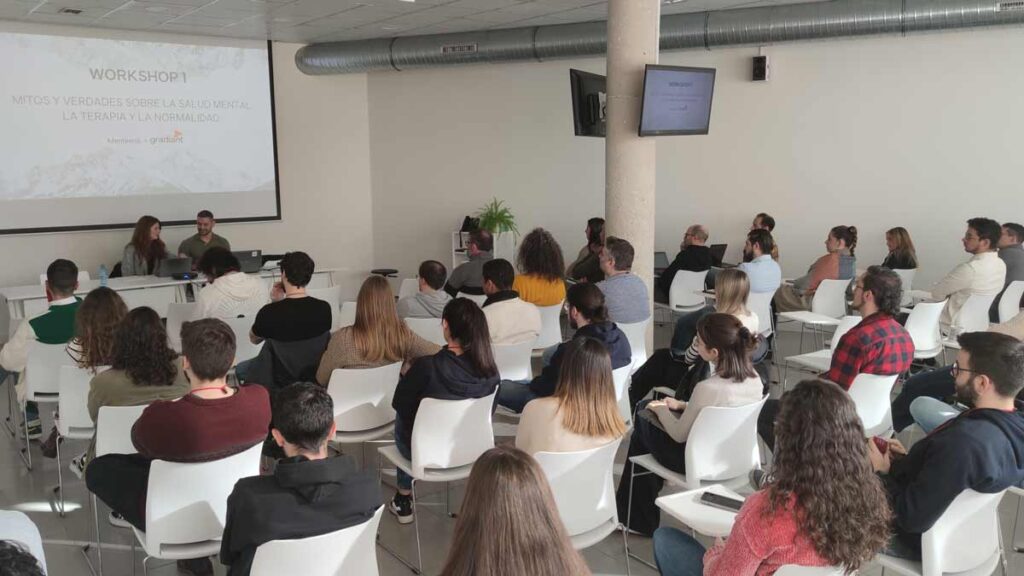 Sesión de Mentiness para cuidar de la Salud Mental de las personas que trabajan en Gradiant